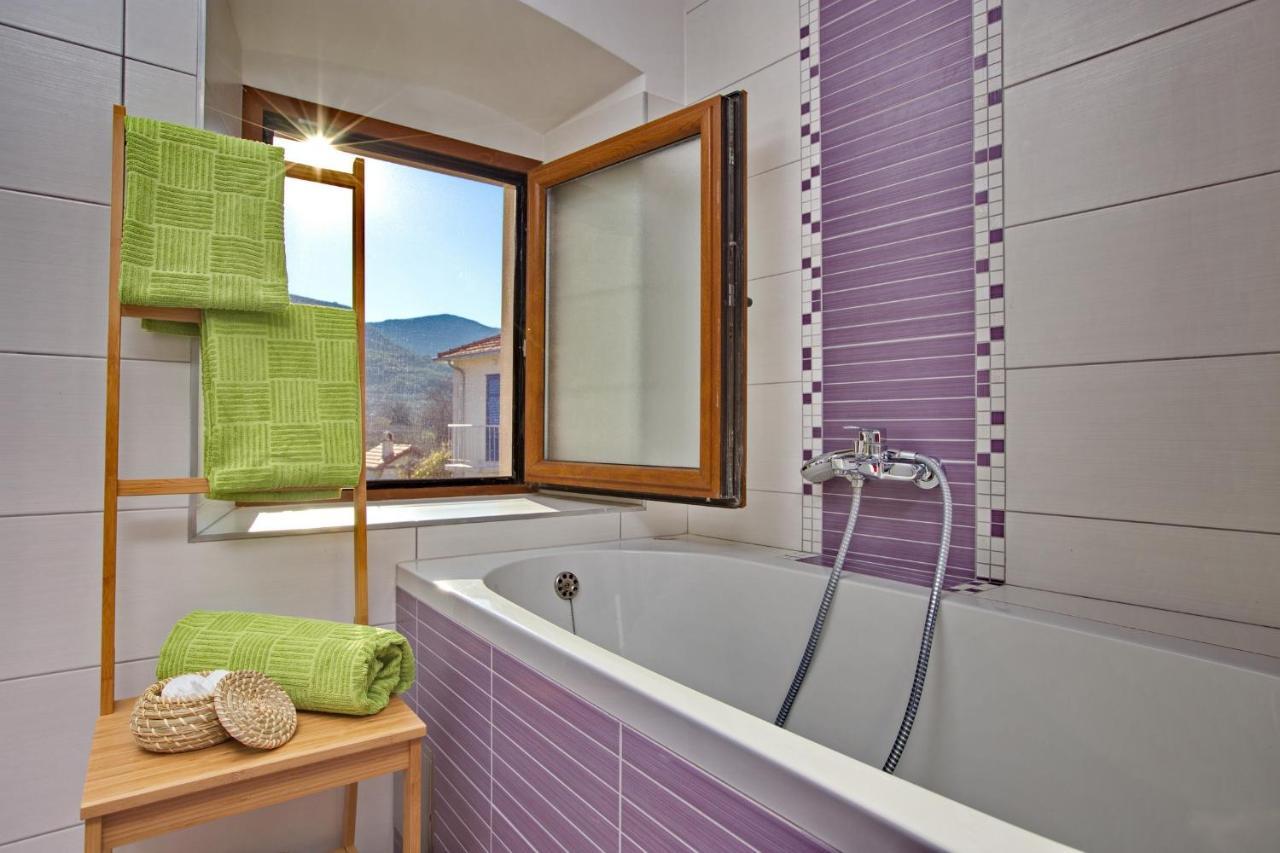 Apartments With A Parking Space Jelsa, Hvar - 8713 Jelsa  Exterior foto